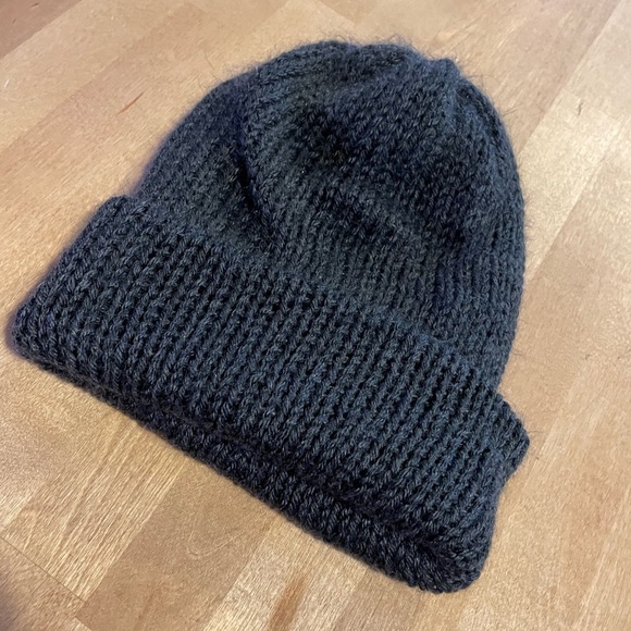 Beanie Crocheted Handmade Dark Grey Gray Woven Knit Toboggan Crochet Soft Unisex - Picture 6 of 14